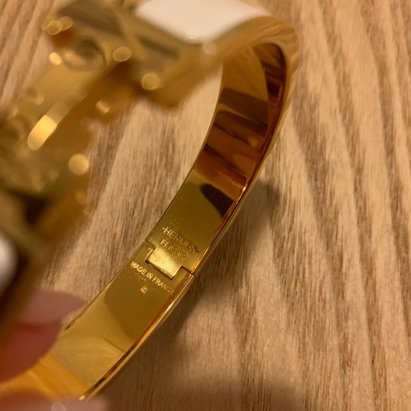 Hermes Clic H Bracelet - White/Gold - Picture 6 of 6
